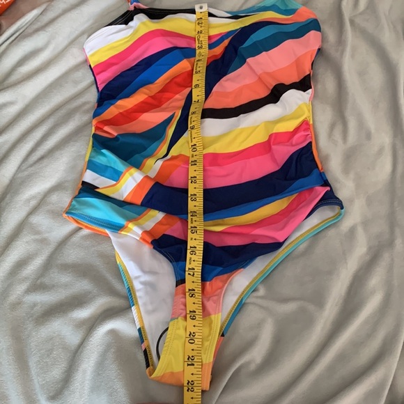 Jantzen size medium one piece colorful abstract ruched swimsuit NWT - Picture 5 of 6